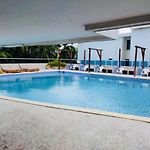 Azul Caribe Home